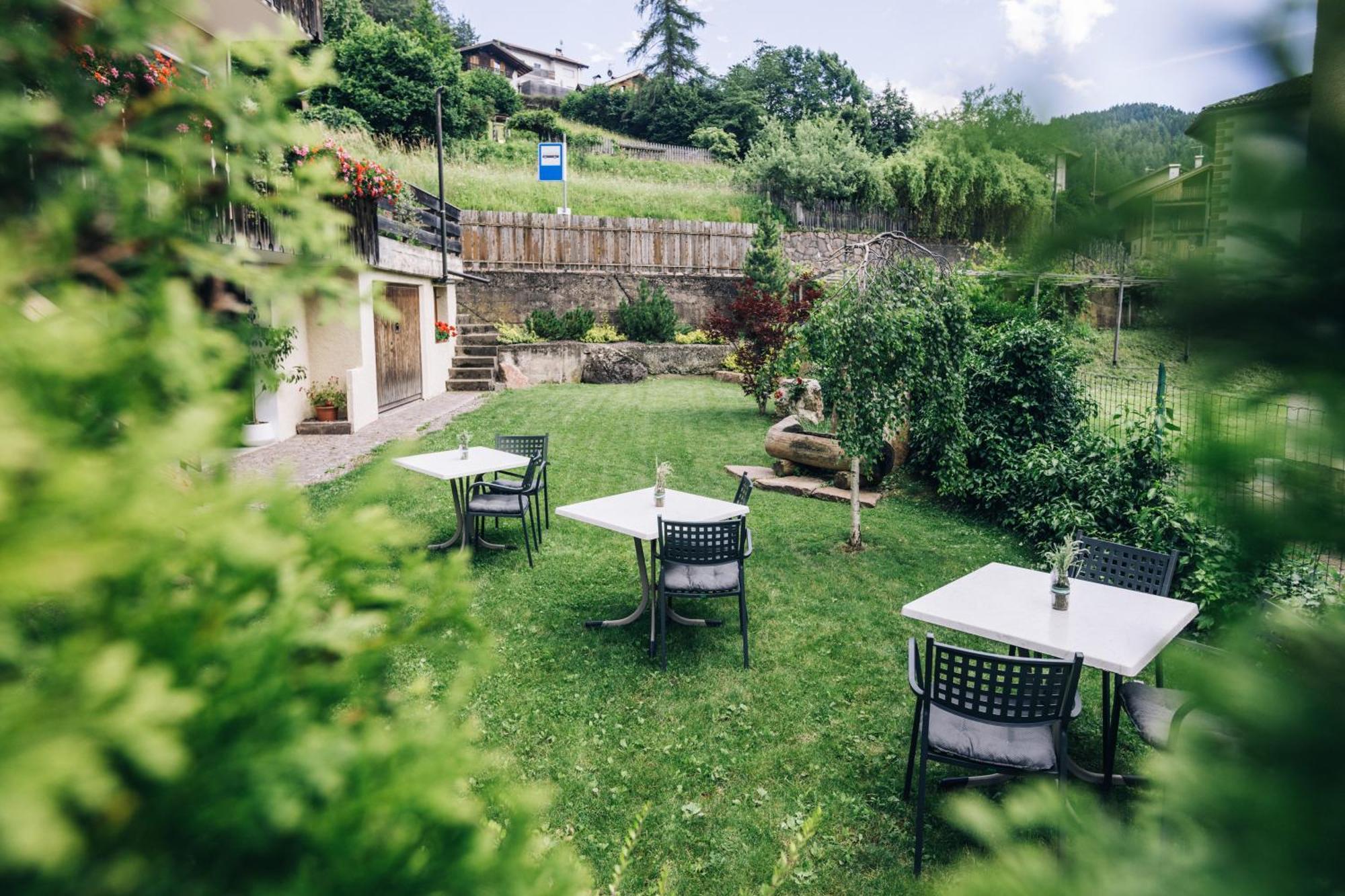 Hotel Schoenwies Trodena Luaran gambar