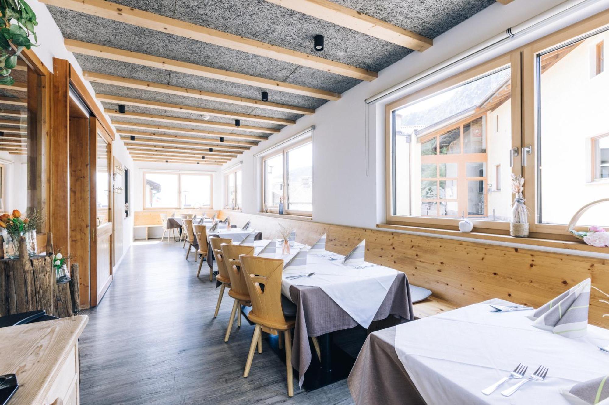 Hotel Schoenwies Trodena Luaran gambar