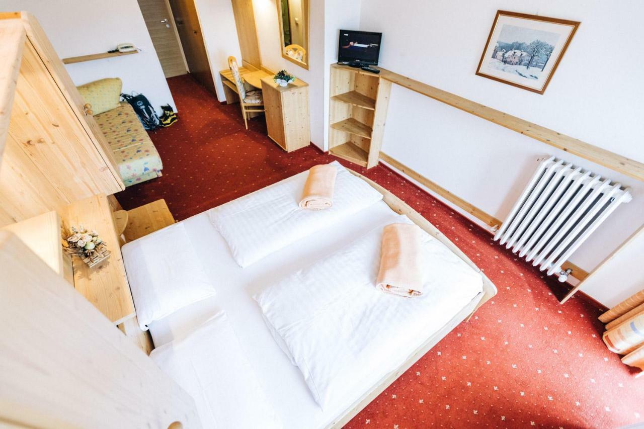 Hotel Schoenwies Trodena Luaran gambar