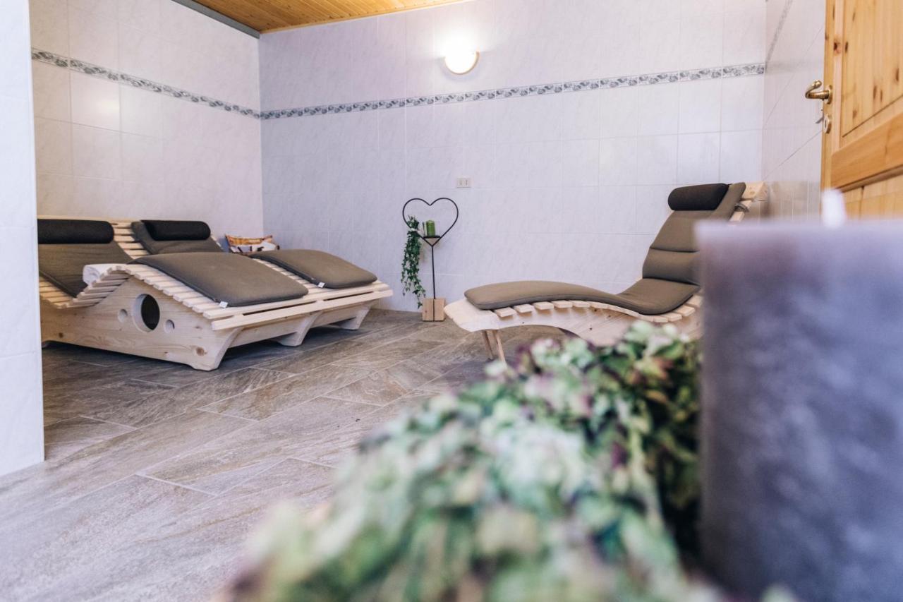 Hotel Schoenwies Trodena Luaran gambar